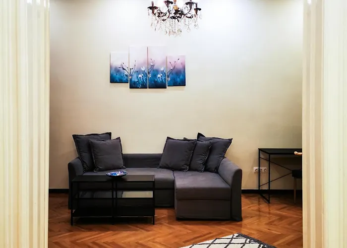 Ditroi Large * Budapesta